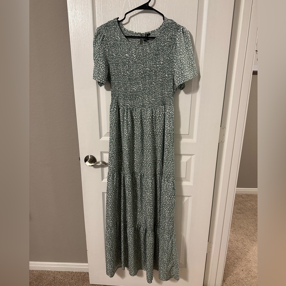 Maxi Dress- Size Large